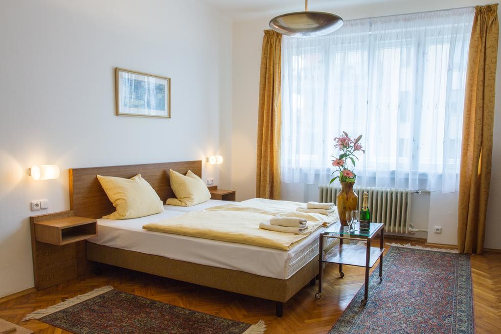 Pension Karnet Prague Room photo