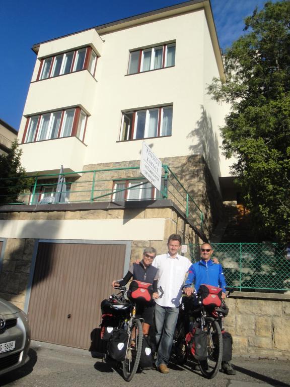 Pension Karnet Prague Exterior photo